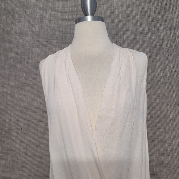 Lush Crossover Detail Top Size M - Picture 2 of 8